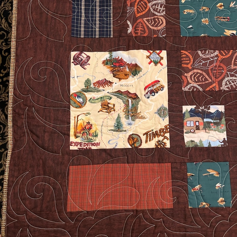 Handmade Patchwork Quilt (NEW) - Picture 3 of 8